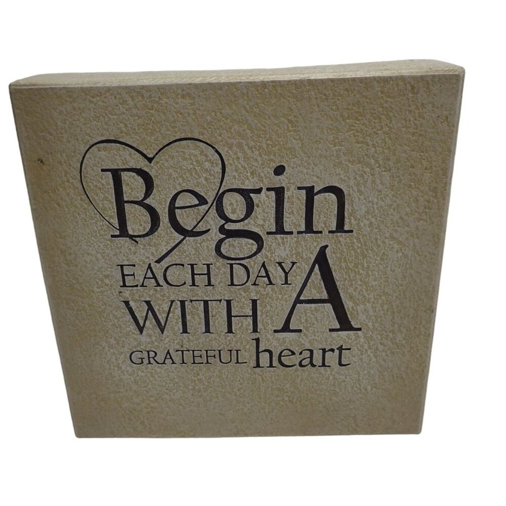 Home Accents Begin EachDay With a Grateful Heart box sign Plaque